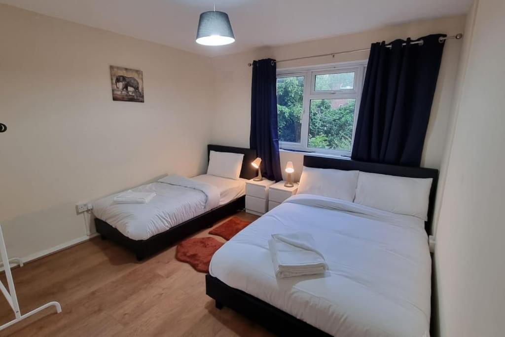 2 Bedroom Apartment In Kennington لندن المظهر الخارجي الصورة