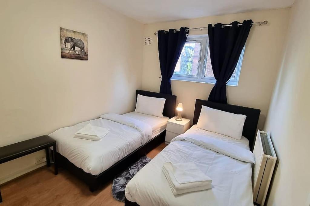 2 Bedroom Apartment In Kennington لندن المظهر الخارجي الصورة