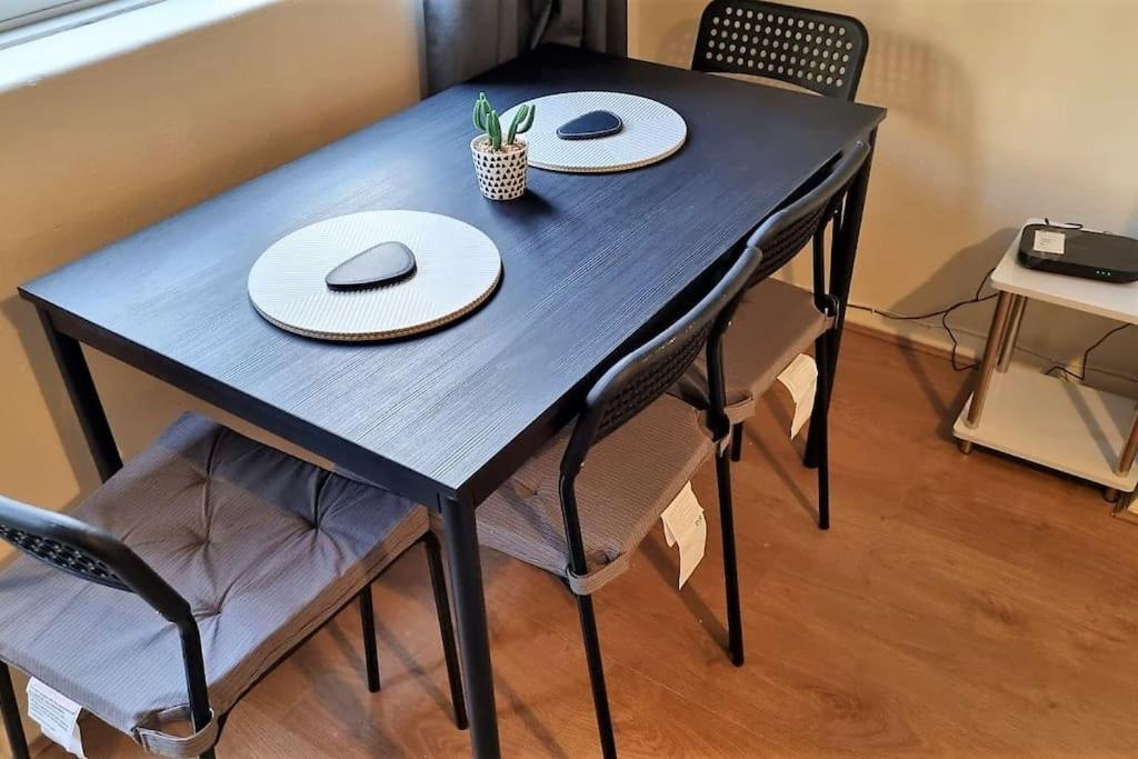 2 Bedroom Apartment In Kennington لندن المظهر الخارجي الصورة